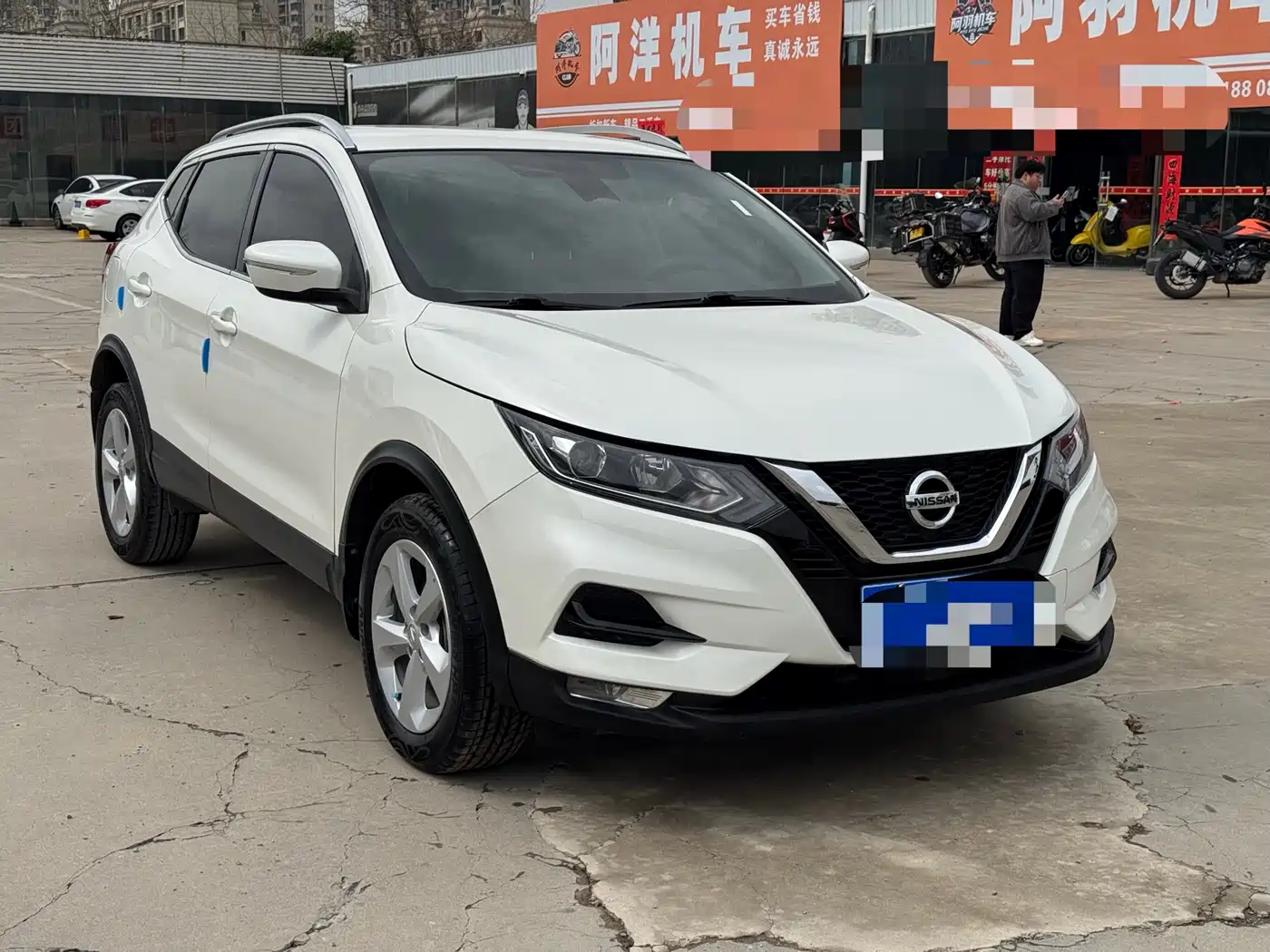 NISSAN QASHQAI