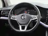 Фото 12 - Volkswagen Touareg