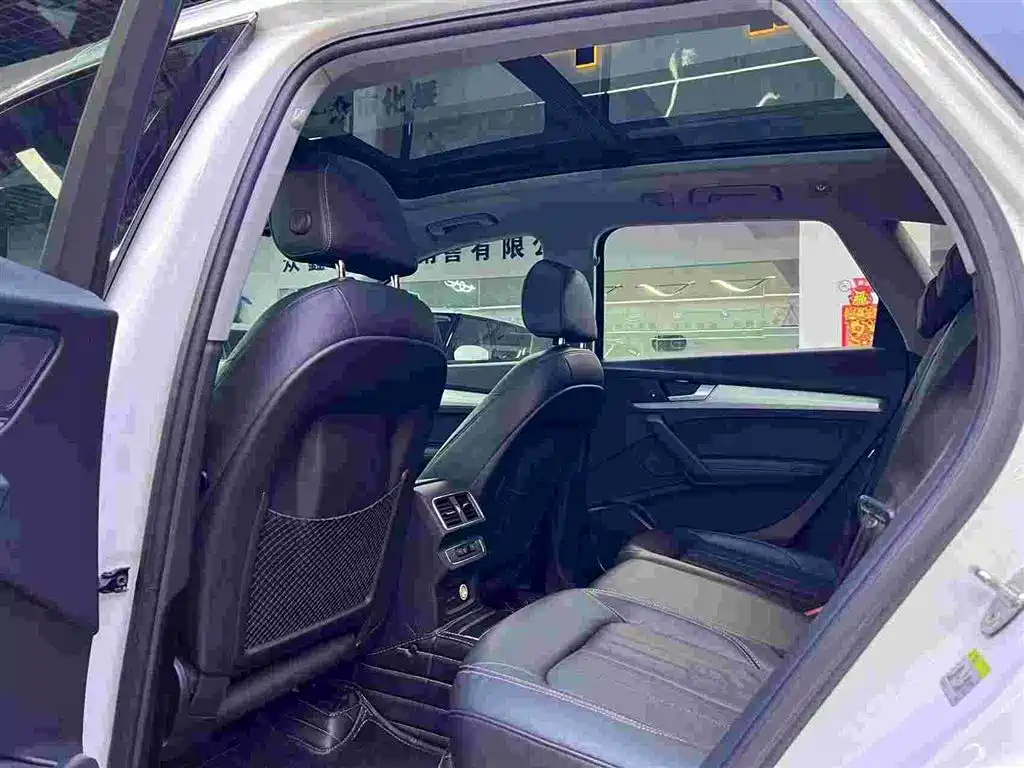 Audi Q5L 2020 40 TFSI Prestige Fashion фото 6