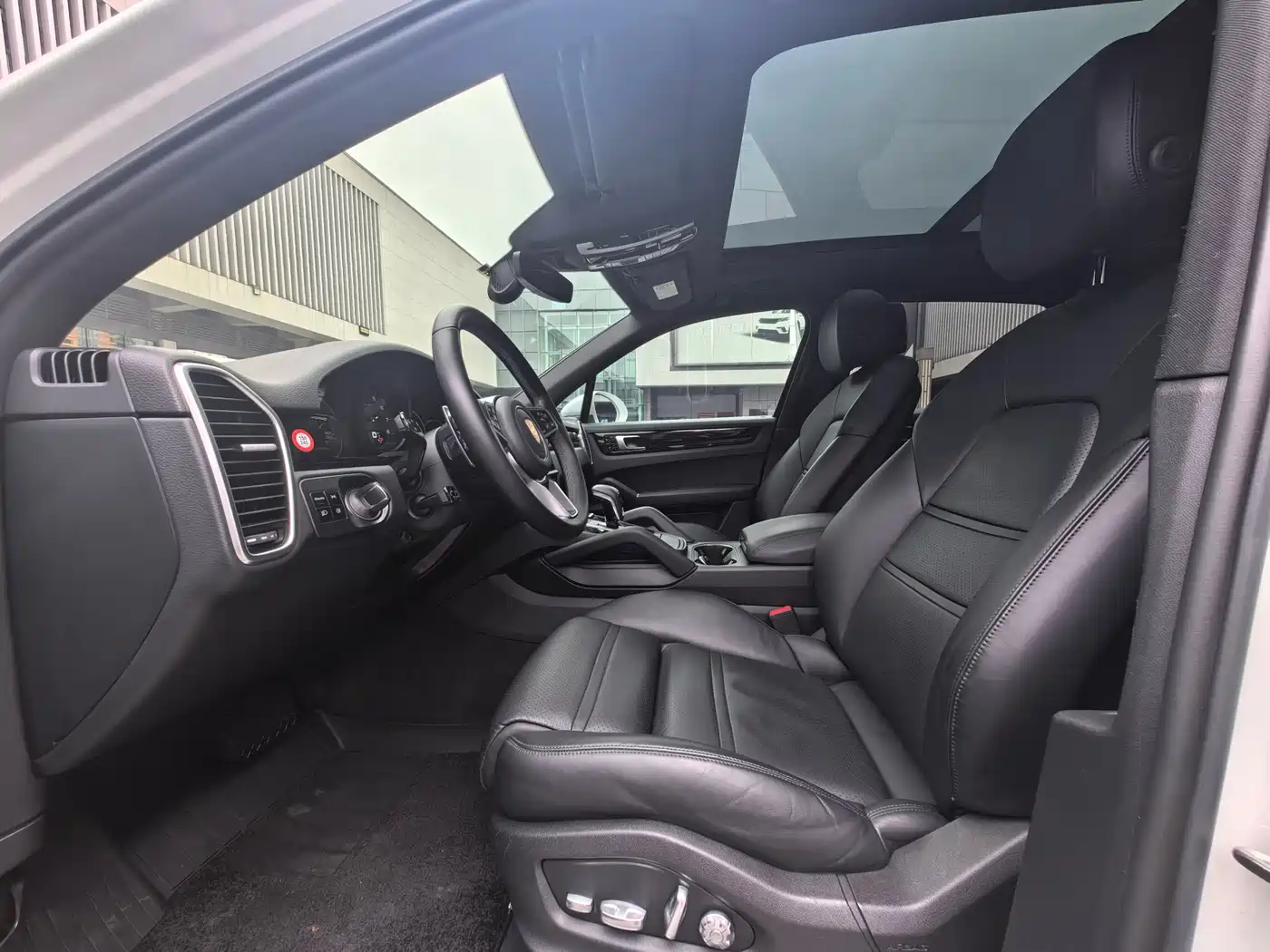 Porsche Cayenne 2018 Cayenne 3.0T фото 12
