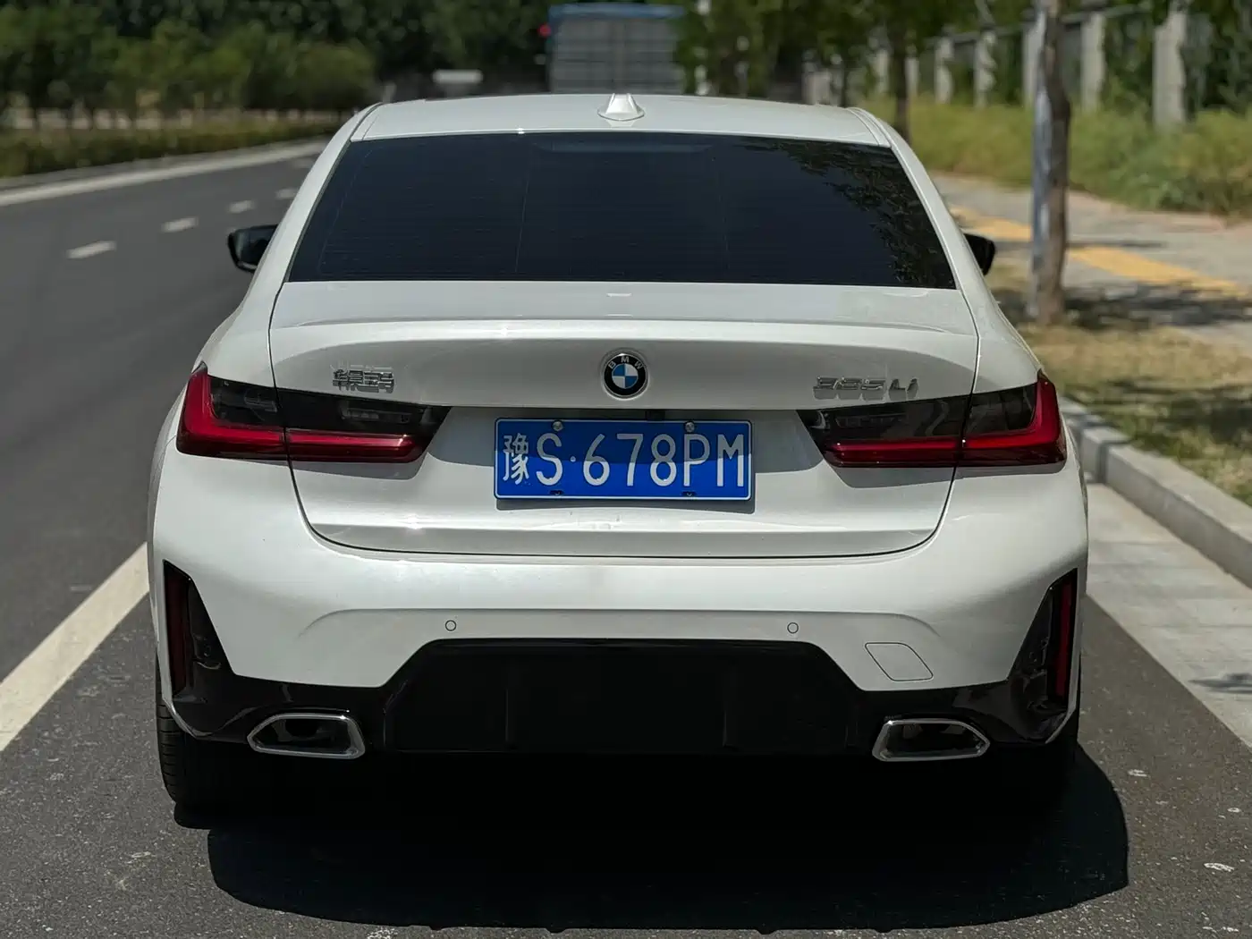 BMW 3 Series 2025 325Li M Sport Package фото 10