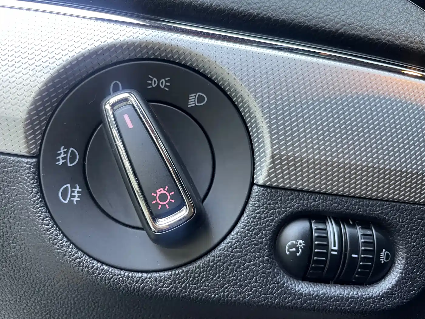 Volkswagen Sagitar 2018 280TSI DSG Comfort фото 14