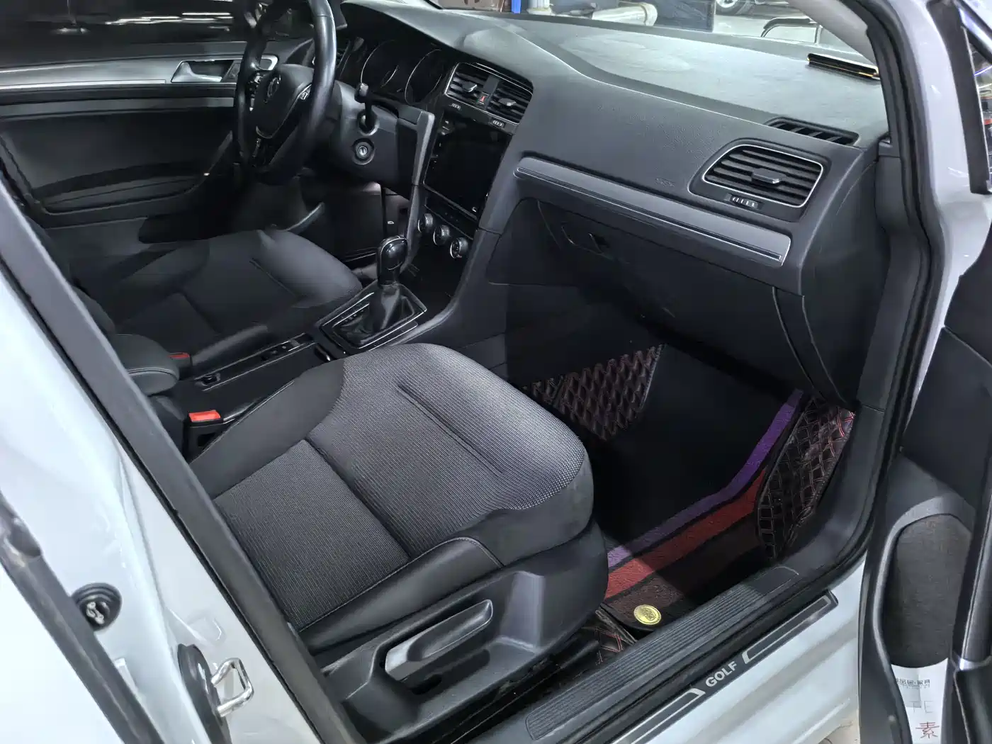 Volkswagen Golf 2020 280TSI DSG Comfort фото 12