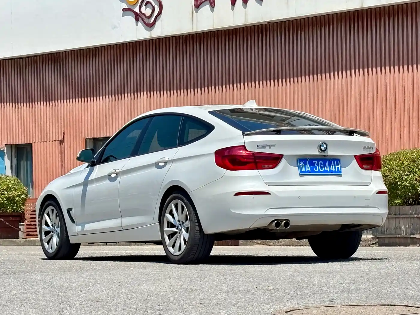 BMW 3 Series GT 2016 320i Fashion Style фото 8