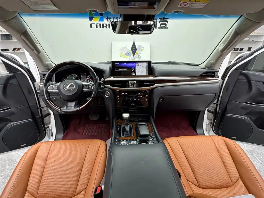 Lexus LX 2019 570 Prestige Luxury Edition фото 10