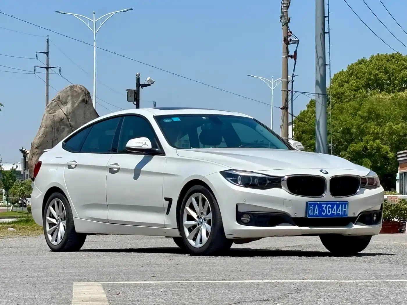 BMW 3 Series GT 2016 320i Fashion Style фото 3