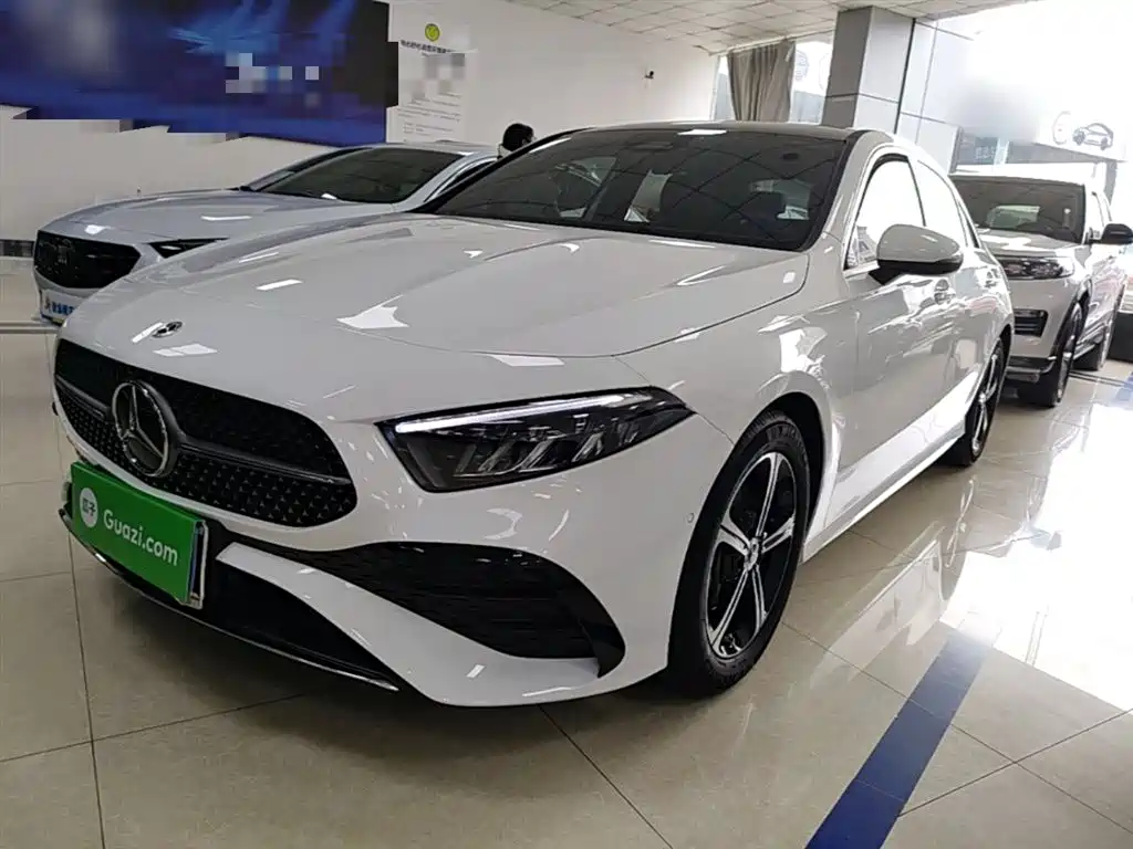 Mercedes-Benz A-Class 2024 Facelift A 200 L Fashion