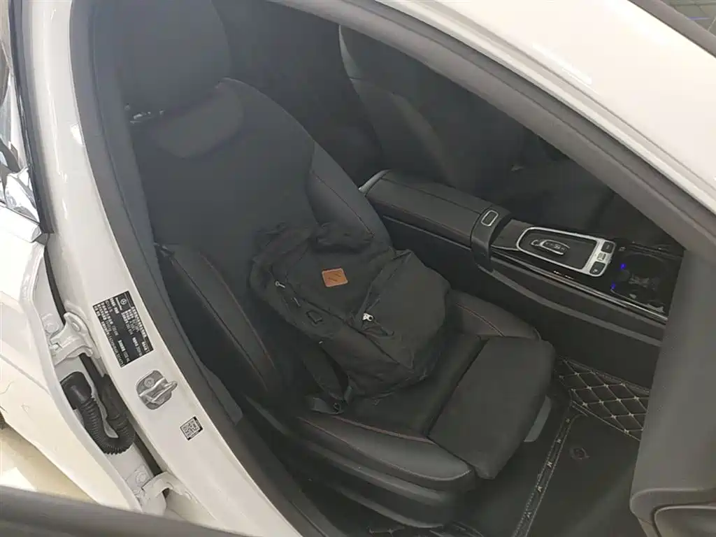 Mercedes-Benz A-Class 2024 Facelift A 200 L Fashion фото 25
