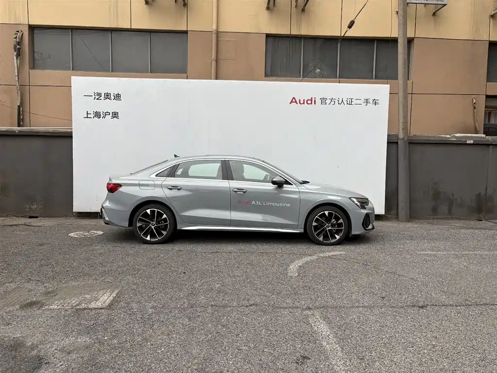 Audi A3 2025 A3L Limousine 35TFSI Flying Premium фото 3