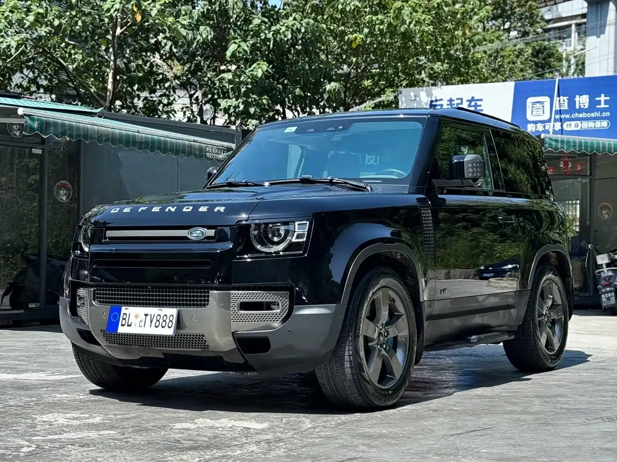 صورة 1 - Land Rover Defender