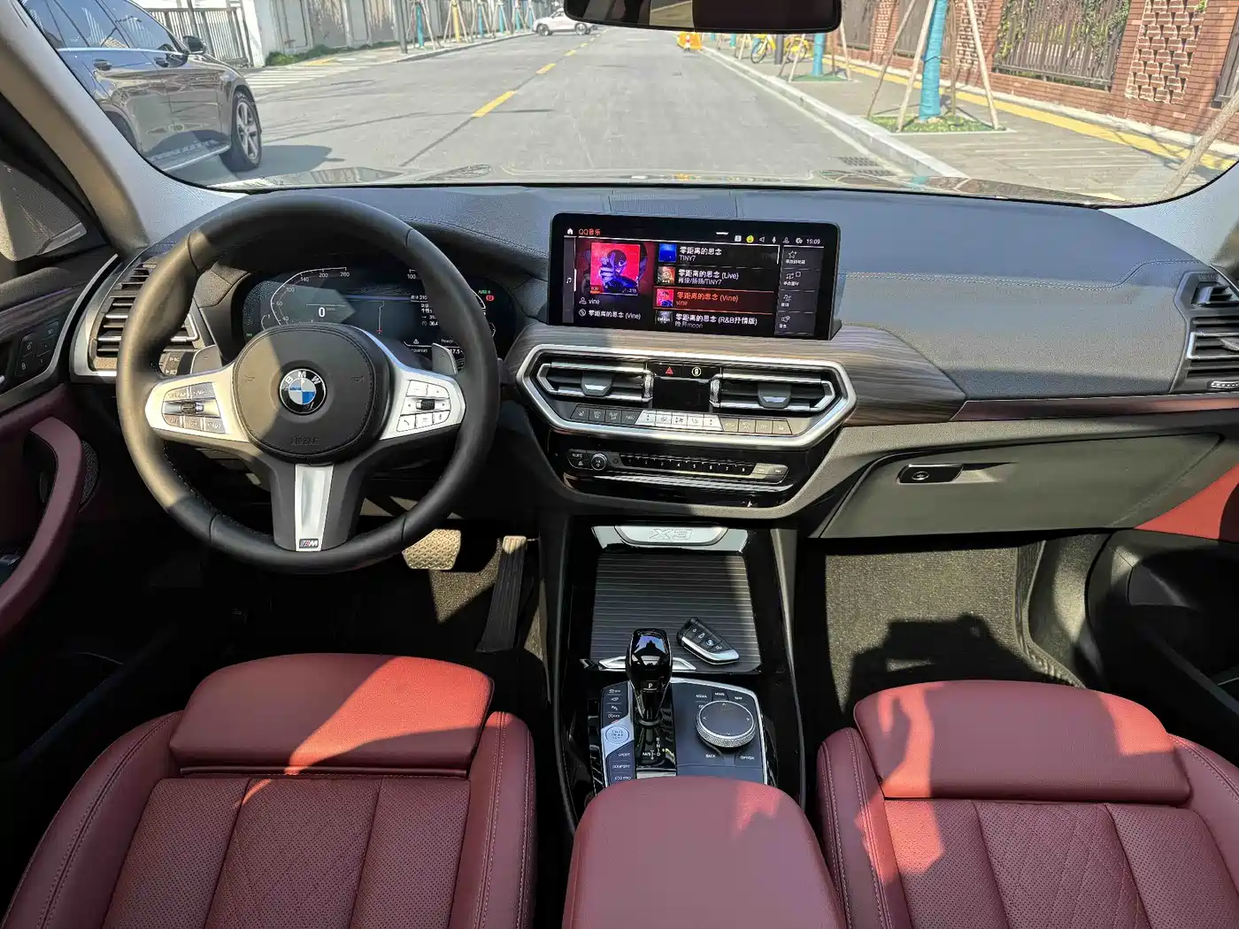 BMW X3 2022 Facelift xDrive30i Leading M Shadow Edition фото 13