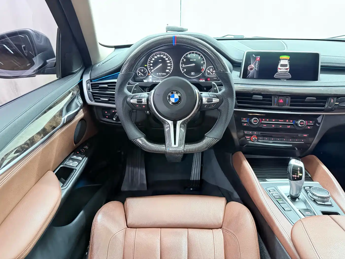 BMW X6 2015 xDrive28i фото 10