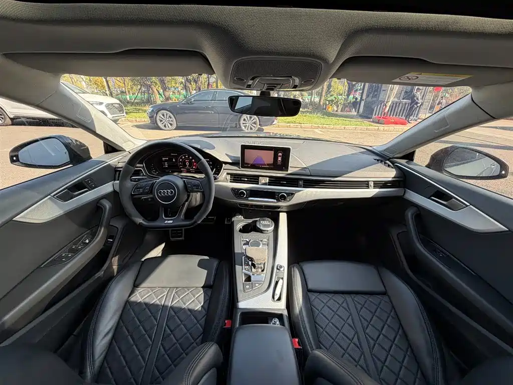 Audi A5 (Import) 2019 Sportback 40 TFSI Fashion фото 23