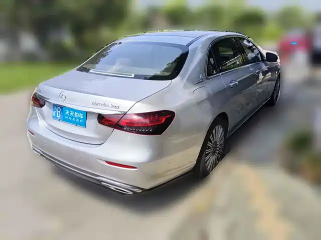 Mercedes-Benz E-Class 2021 E 300 L Premium — фото 2