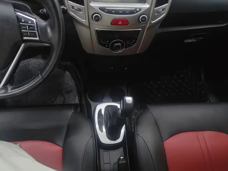 Haval H1 2016 2016 Red Label 1.5L AMT Comfort