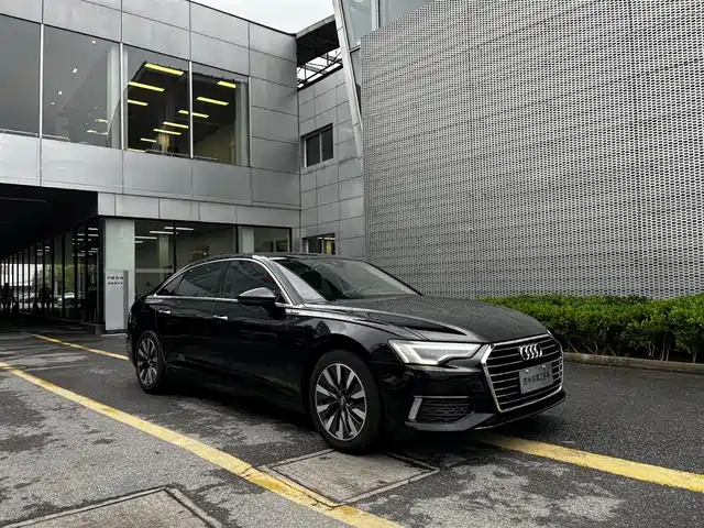 Audi A6L 2020 45 TFSI Premium Elegance — фото 3