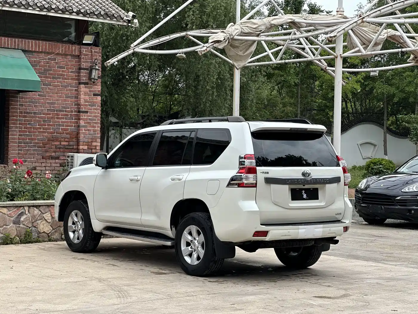 Toyota Prado 2016 3.5L Auto TX-L фото 6