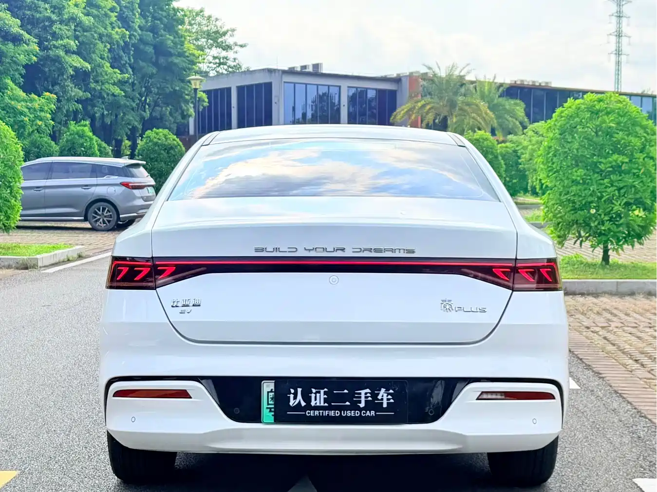 BYD Qin PLUS 2021 2021 EV 400KM Luxury Model
