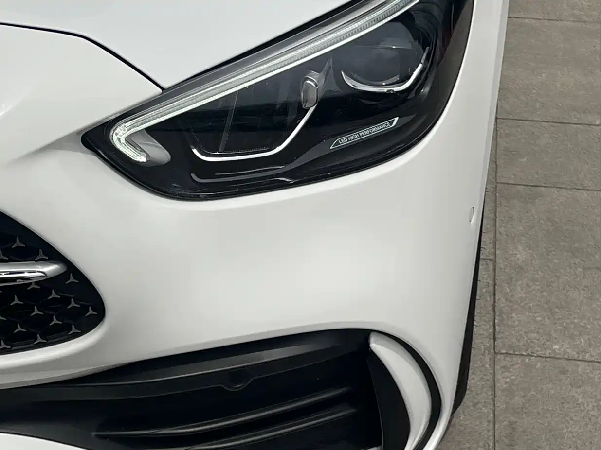 MERCEDES-BENZ CLASS C