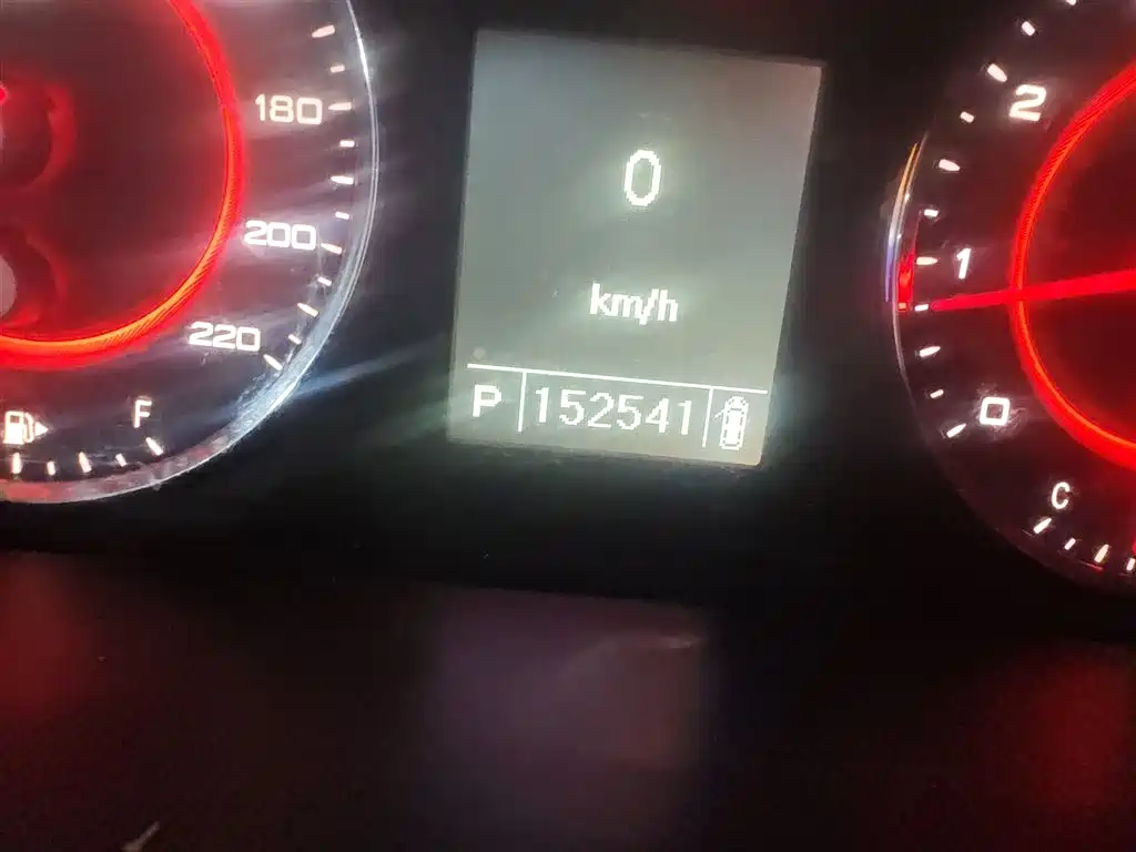 SAIC Maxus Maxus G10 2014 Model Year 2.0T Auto Luxury фото 5