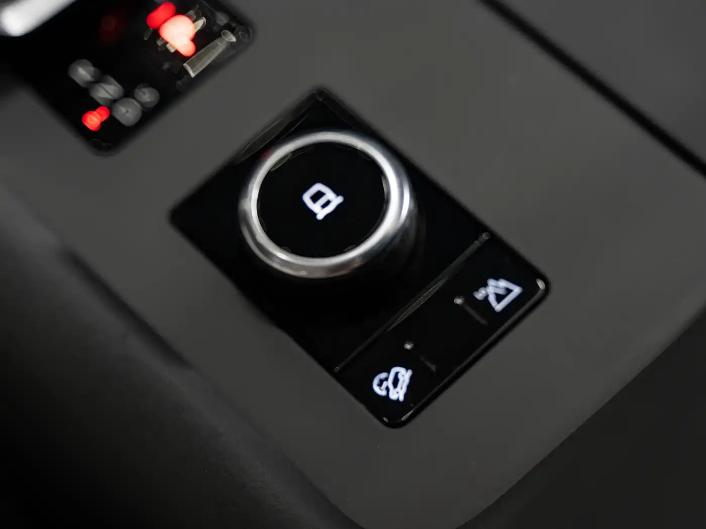 Land Rover Discovery 2024 Model 360PS S фото 17
