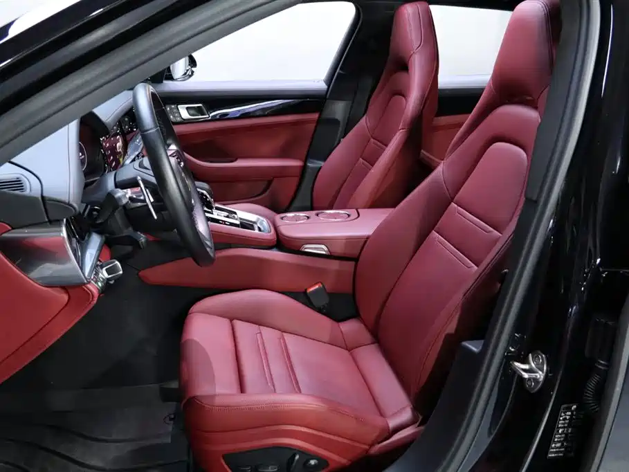 PORSCHE PANAMERA NEW ENERGY