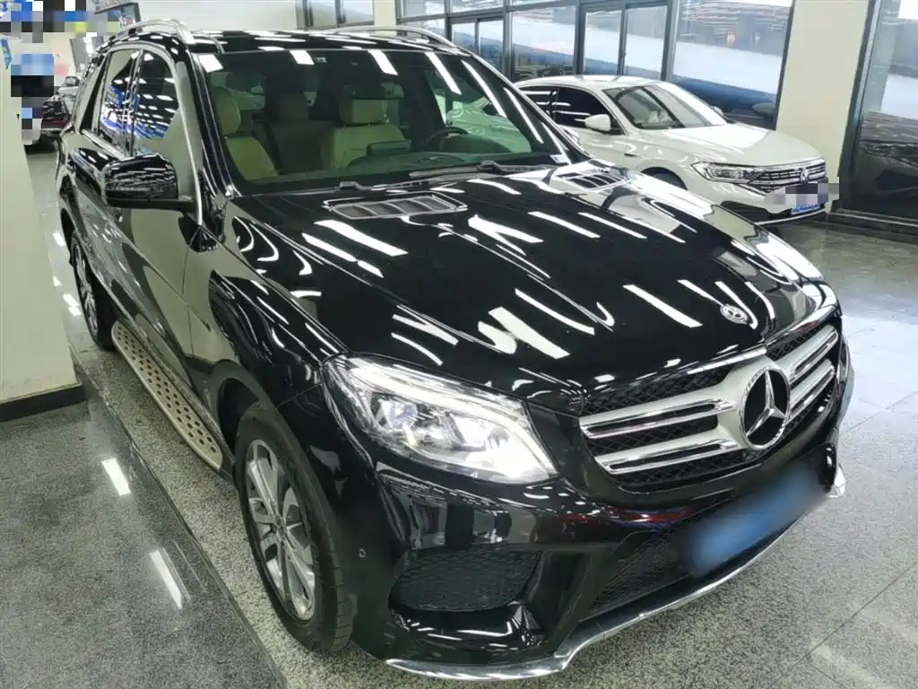 Mercedes-Benz GLE 2017 GLE 320 4MATIC Dynamic фото 4