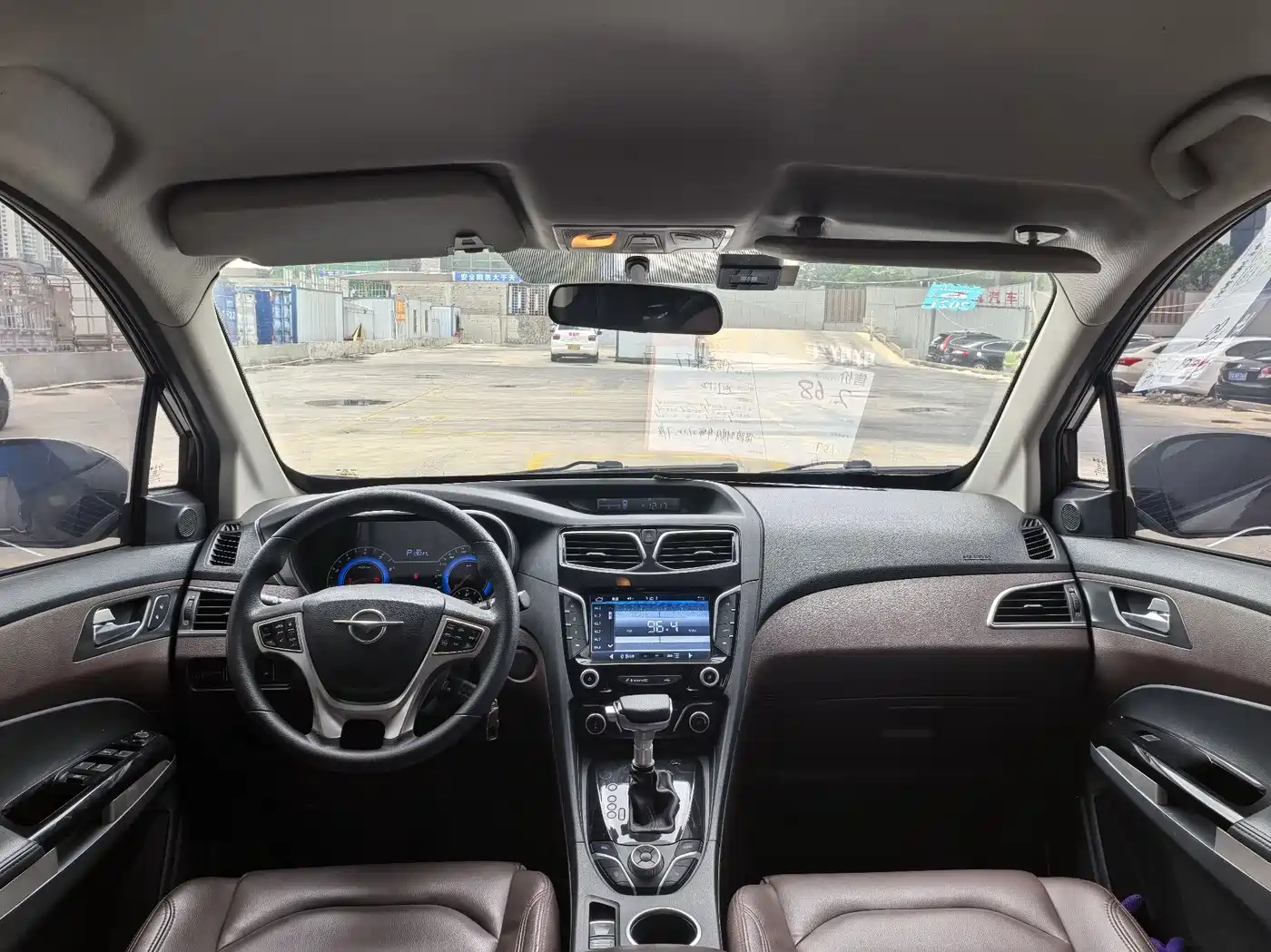 Haima Famila F7 2017 2017 1.5T 7-Seater Auto Standard