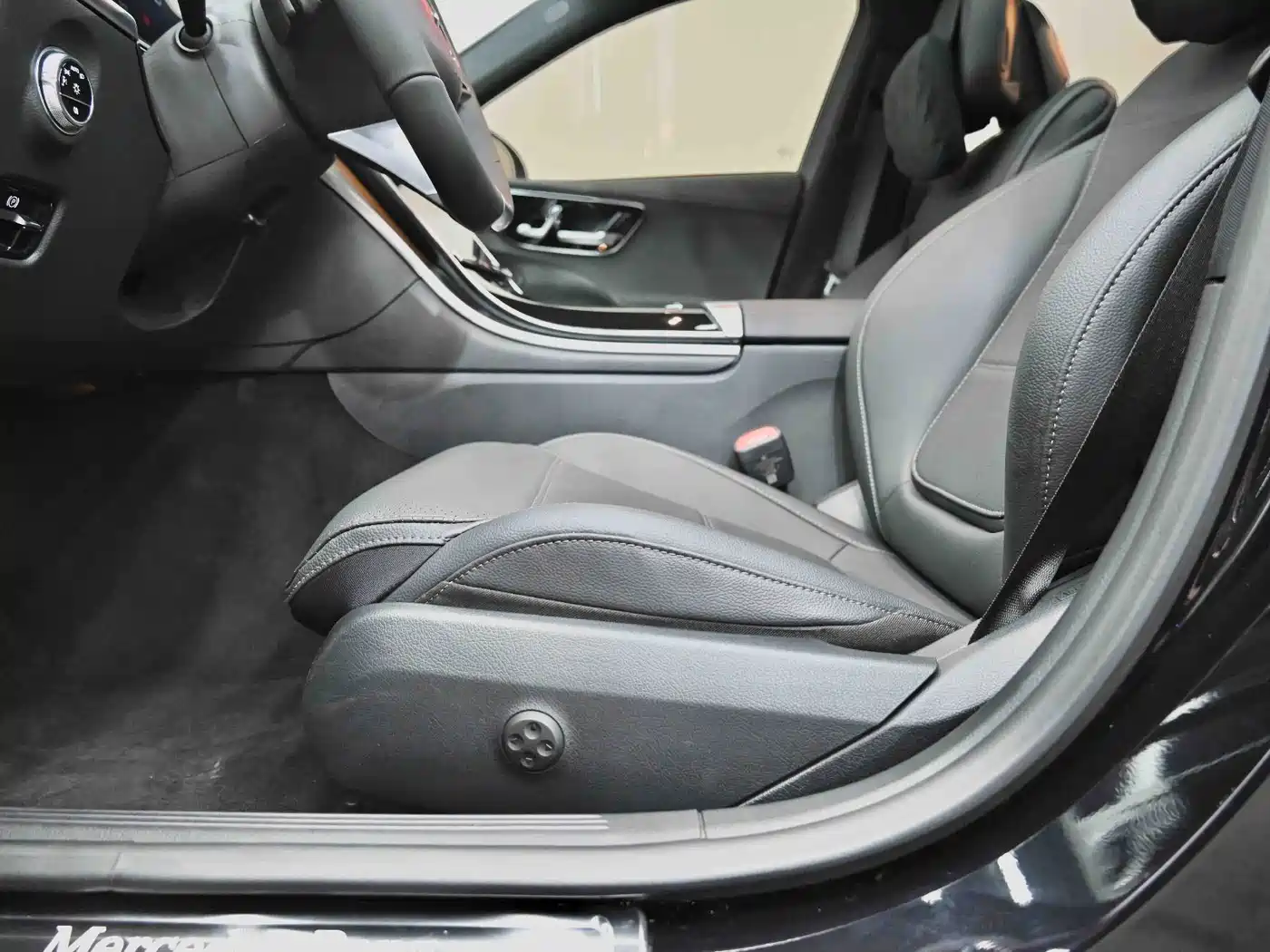 Mercedes-Benz C-Class 2024 C 260 L фото 15