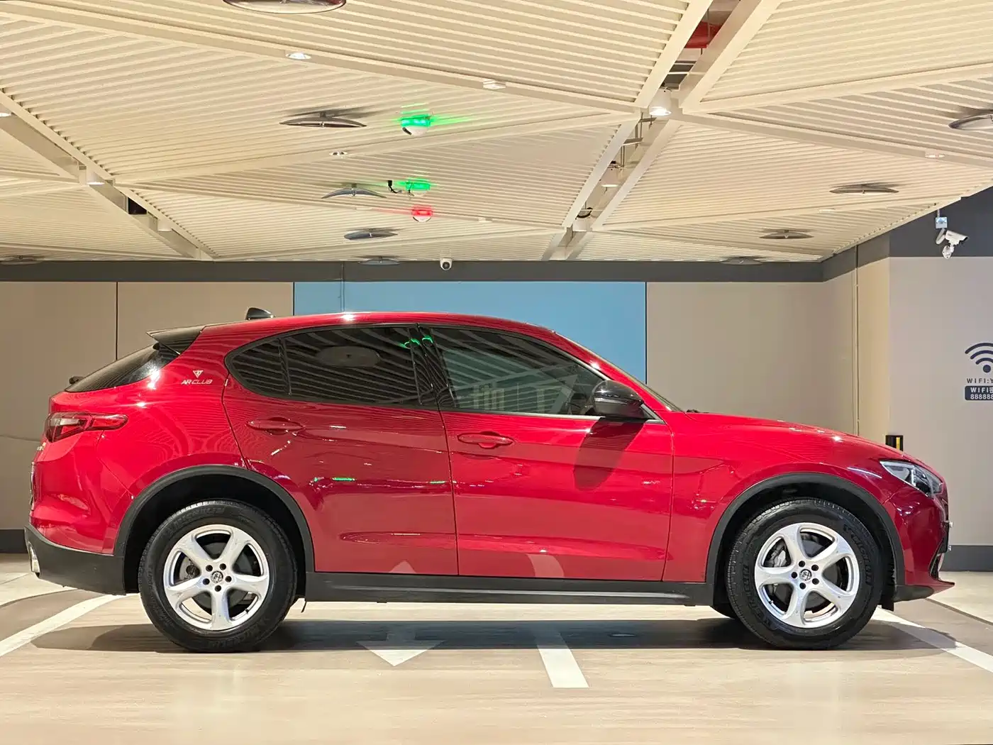 Alfa Romeo Stelvio 2017 2017 2.0T 200HP Elite
