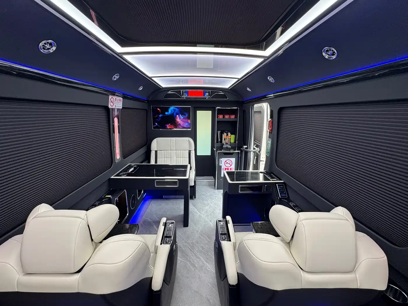 Hongqi Guoyue 2024 3.0T Flagship Edition 17-seater фото 23