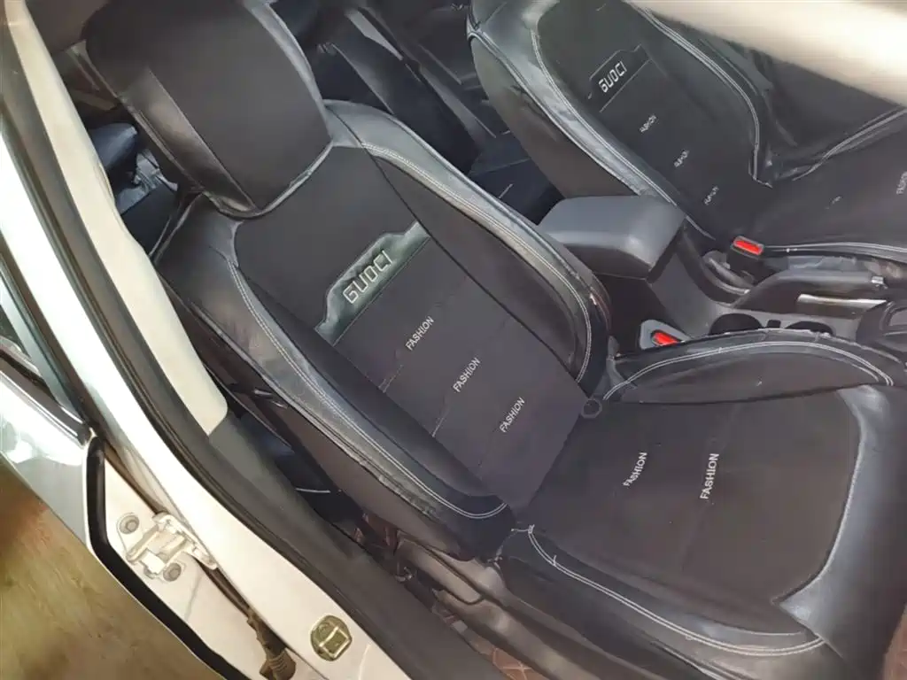 Chevrolet Trax 2019 Redline 335T CVT Extreme Edition (China VI) фото 25