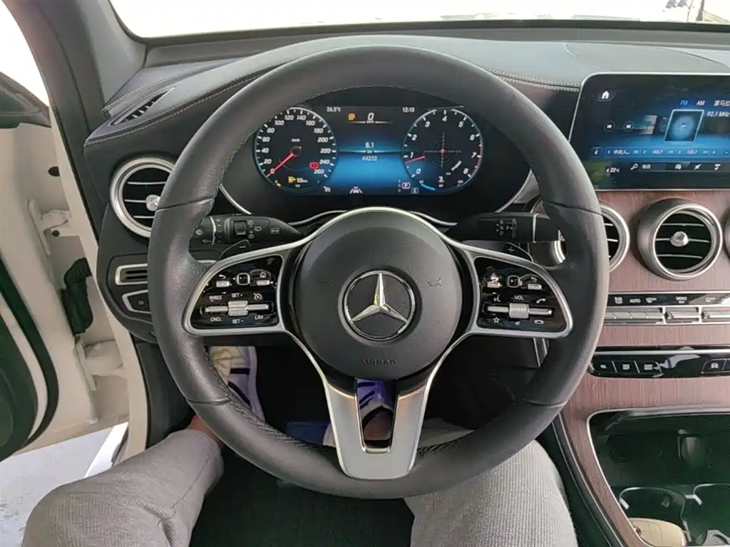 Mercedes-Benz GLC 2022 Model GLC 300 L 4MATIC Dynamic Edition фото 11