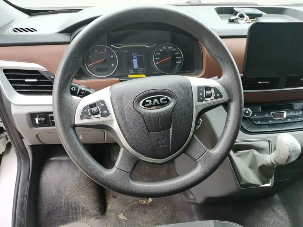 JAC Motors Star锐 2024 2024 Model 2.5T Series 5 Express Version Single Tire 5/6/7-seater