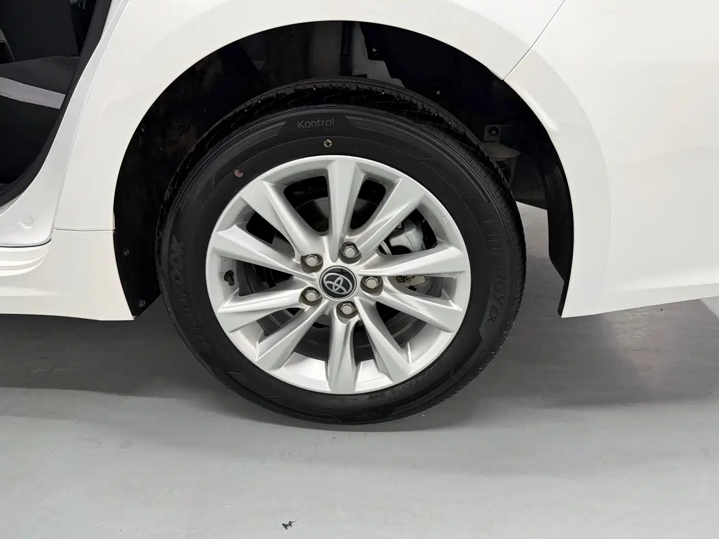 Toyota Corolla 2023 1.2T Elite Edition фото 19