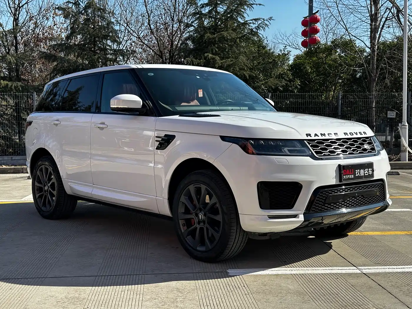 Land Rover Range Rover Sport 2020 3.0 L6 HSE DYNAMIC фото 3