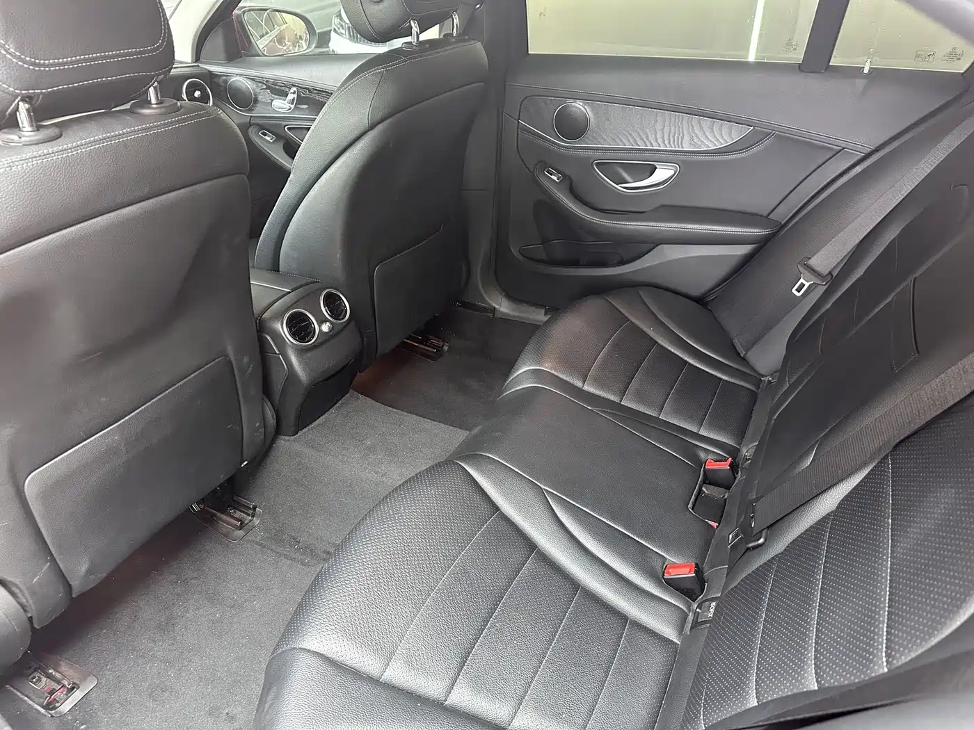 Mercedes-Benz C-Class 2015 C 180 L Sport фото 11