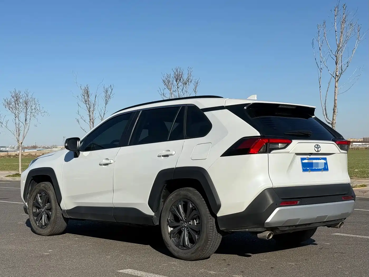 Toyota RAV4 Rongfang 2024 2.0L CVT AWD Adventure Plus Edition фото 3