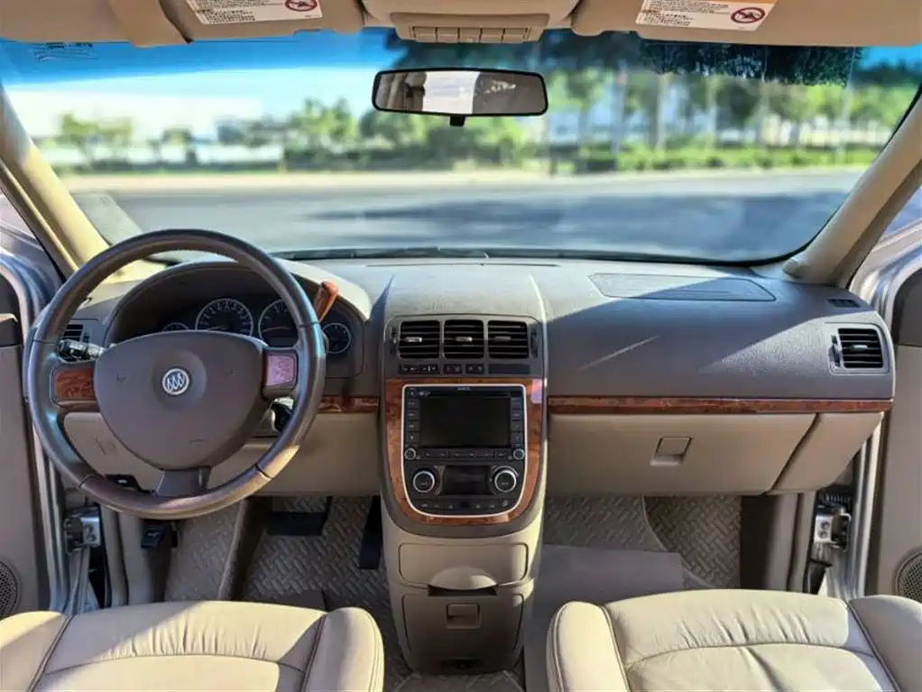 Buick GL8 2006 Model GL8 3.0L LT Luxury Edition фото 7