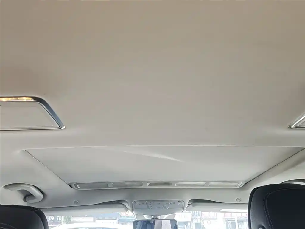 Mercedes-Benz E-Class 2017 E 200 L Sport 4MATIC фото 18