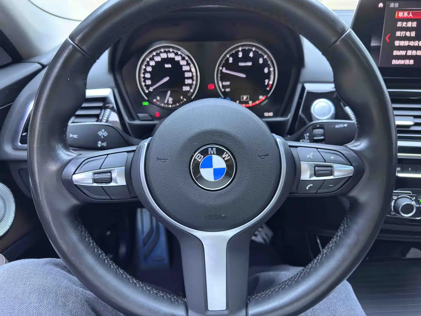 BMW 1 Series 2022 120i M Sport Shadow Edition фото 12