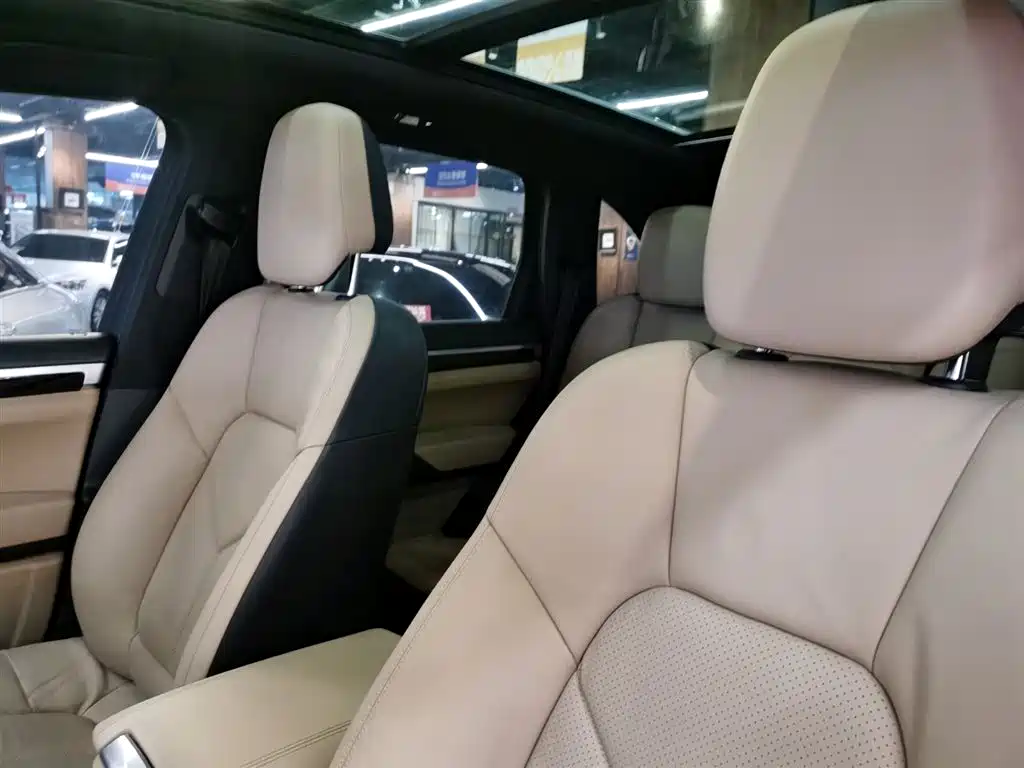 Porsche Cayenne 2015 Cayenne 3.0T фото 9
