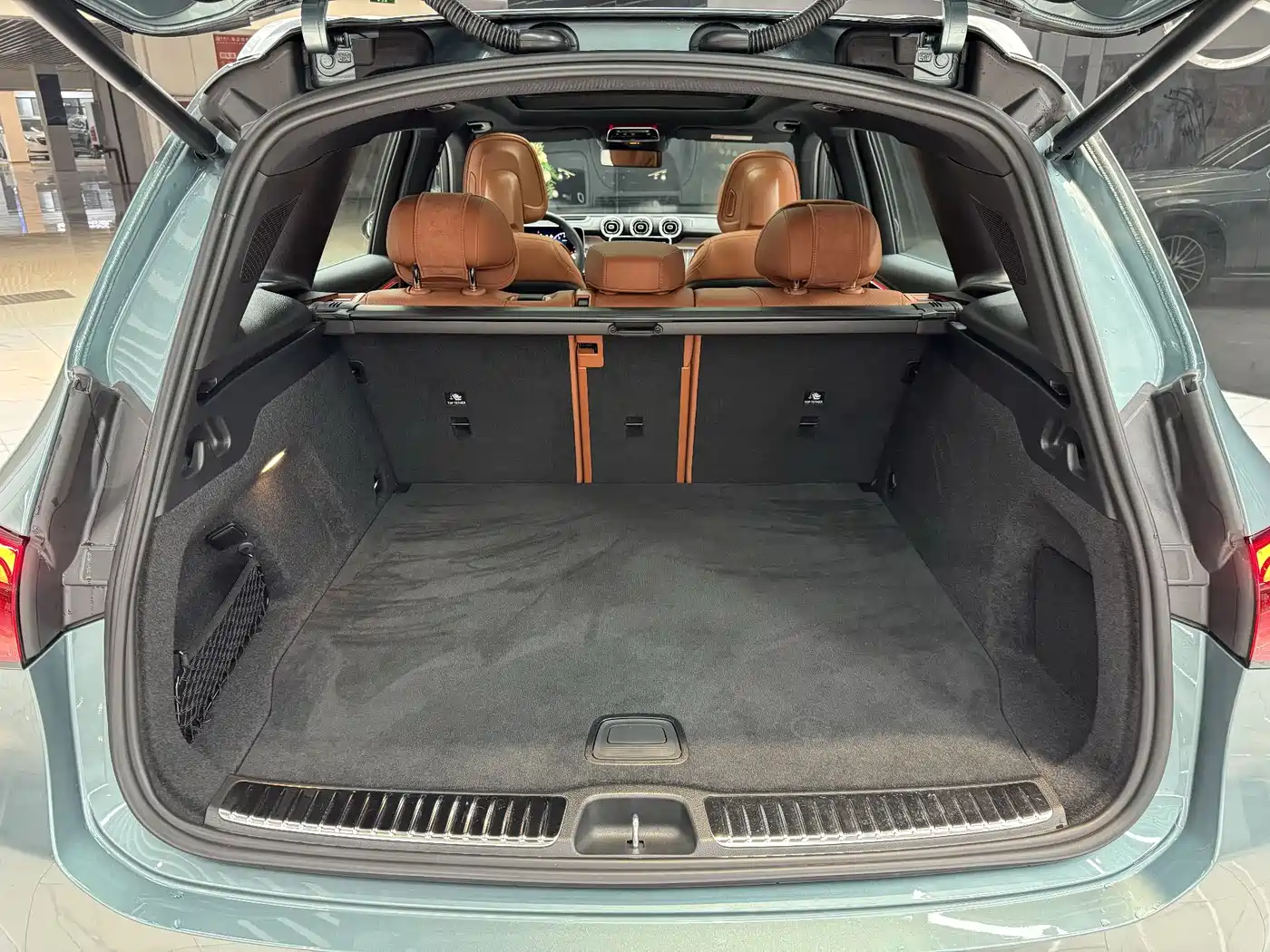 Mercedes-Benz GLC 2025 GLC 300 L 4MATIC Luxury 5-seater фото 14