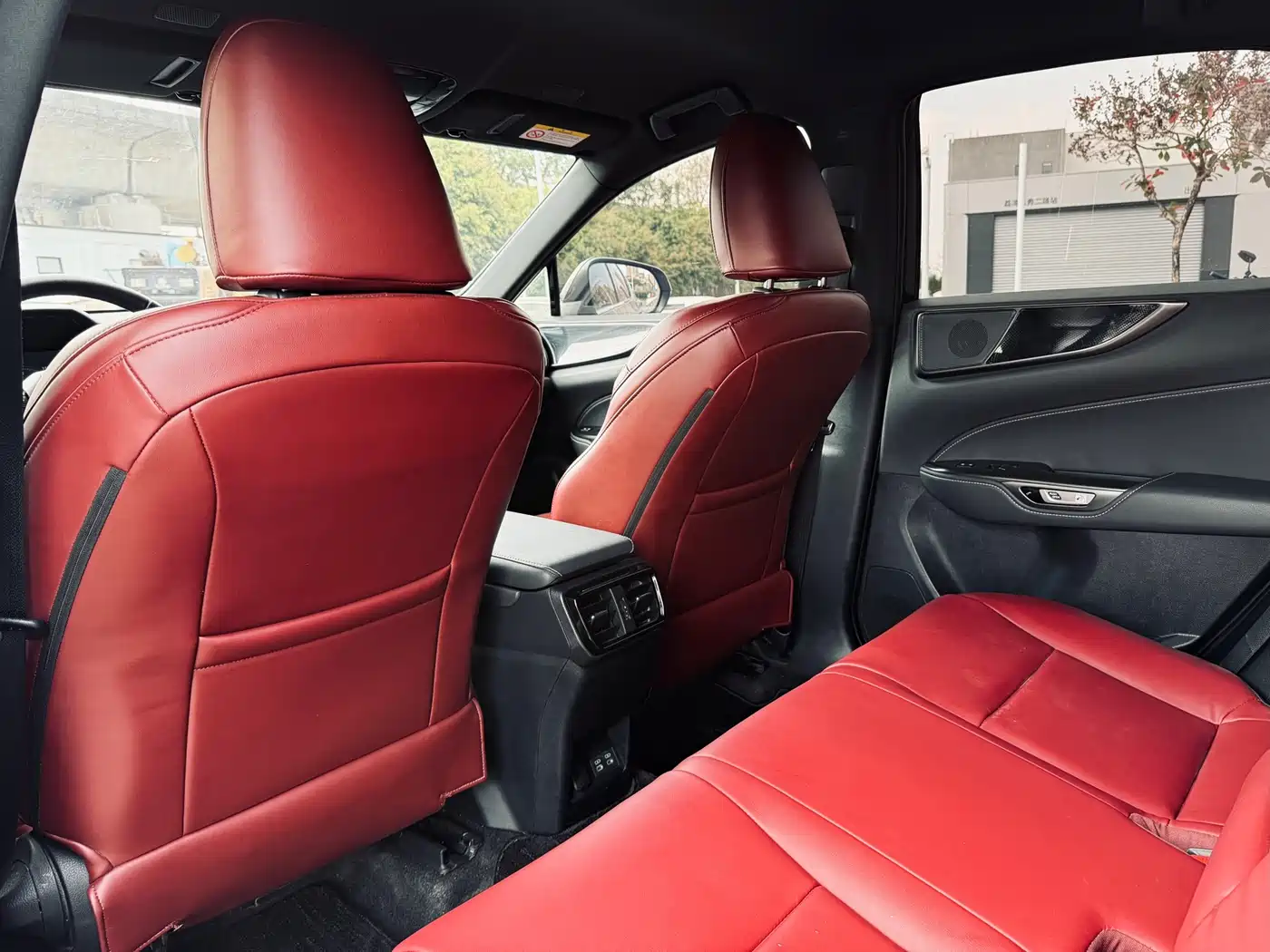 Lexus NX 2023 350h FWD Dynamic Edition фото 20