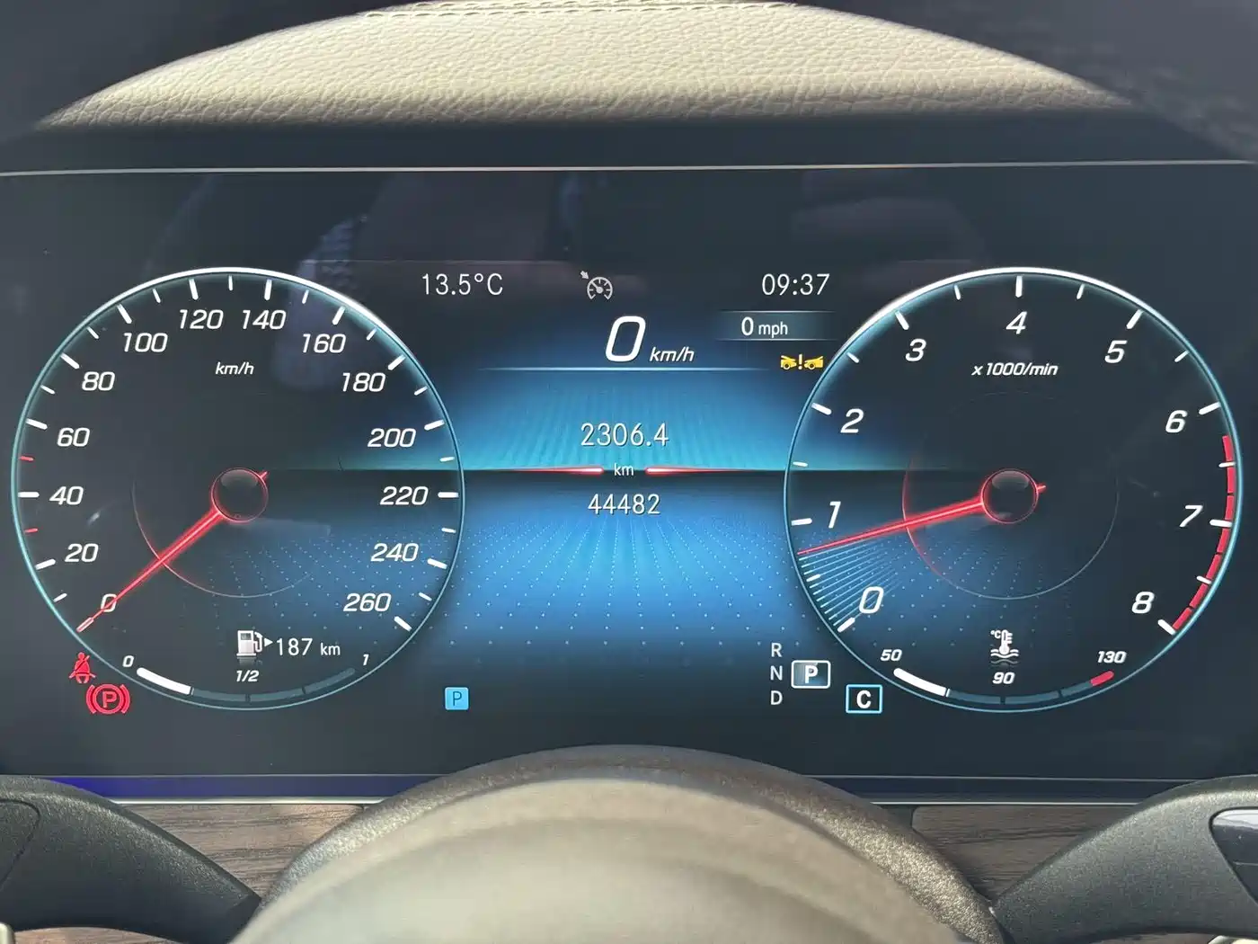Mercedes-Benz E-Class 2023 E 260 L фото 14
