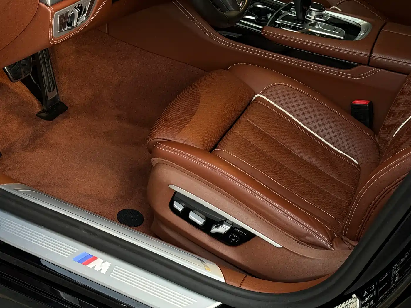 BMW 7 Series 2018 750Li xDrive M Sport Package фото 15