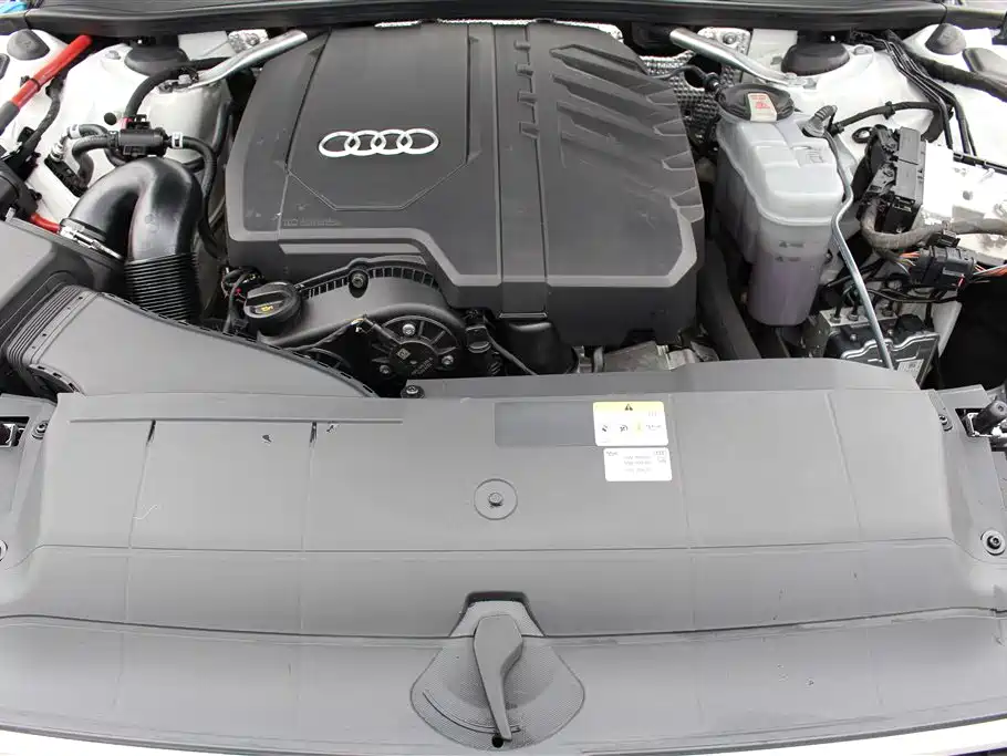 Audi A7 2023 Model 45 TFSI Premium Selection Edition фото 16