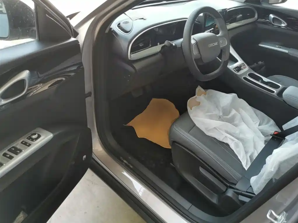Geely Galaxy Starry Wish 2026 Edition 310km Youth Version фото 16
