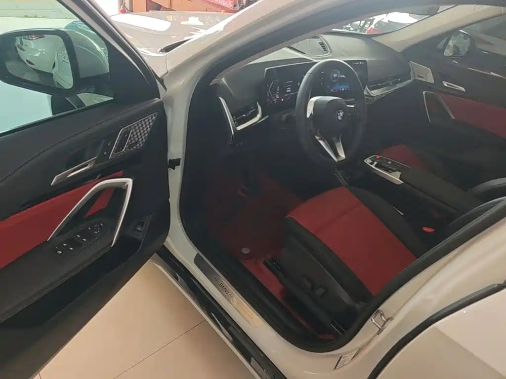 BMW X1 2025 2024 sDrive25Li X Design Package