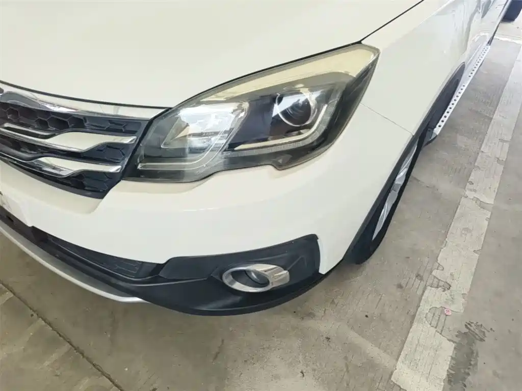 GAC Trumpchi Trumpchi GS5 Super 2015 2.0L Automatic 2WD Comfort Edition фото 24